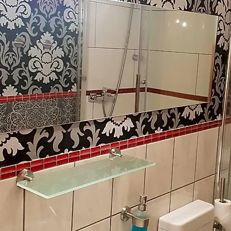 Waldhotel Lemberg האגן
