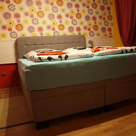 Waldhotel Lemberg מלון האגן
