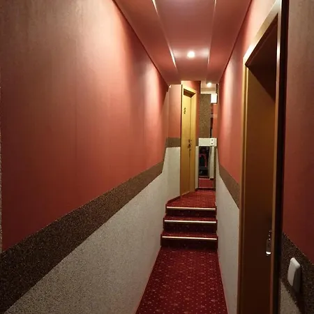 Waldhotel Und Restaurant Lemberg